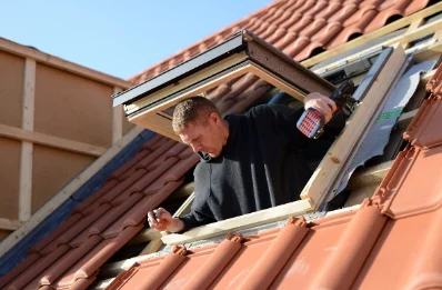 Pose de fenêtres de toit Velux à la Chapelle-Saint-Aubert